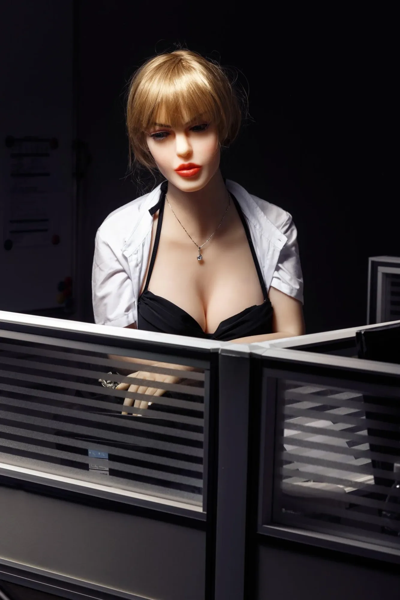 AIBEI DOLL 158CM. (5'2") REAL SEX DOLL - ELEANORA view 4