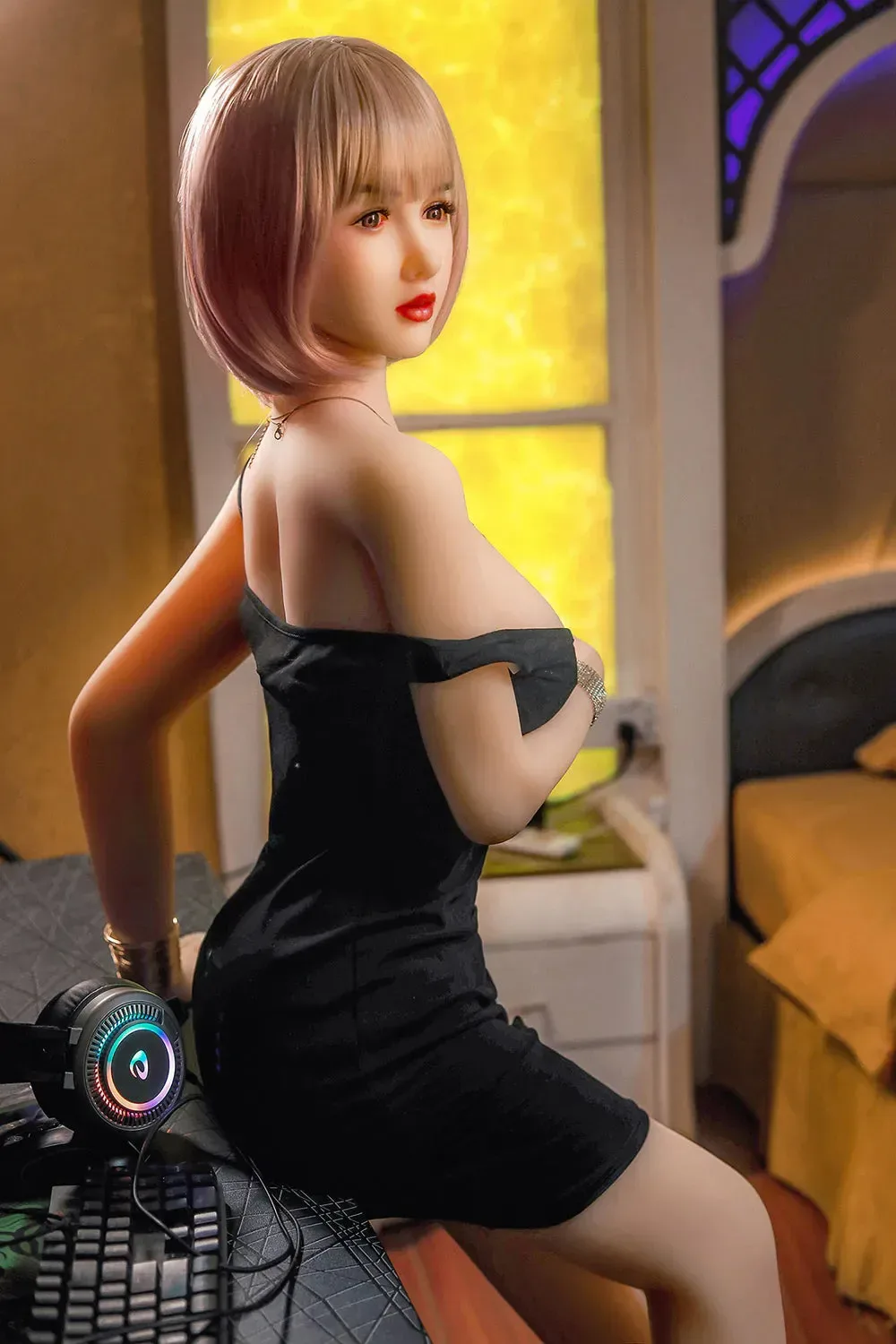 165CM (5' 5") ASIAN KOREAN PINK SHORT HAIR SEX DOLL - JESSIE view 4